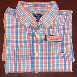 Vineyard Vines Men’s Large Button-Up Plaid Shirt